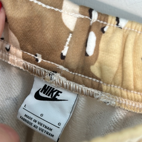 Nike Club fleece cargo style relaxed jogger sweatpants oversized fit mid-rise Lg - Picture 3 of 6